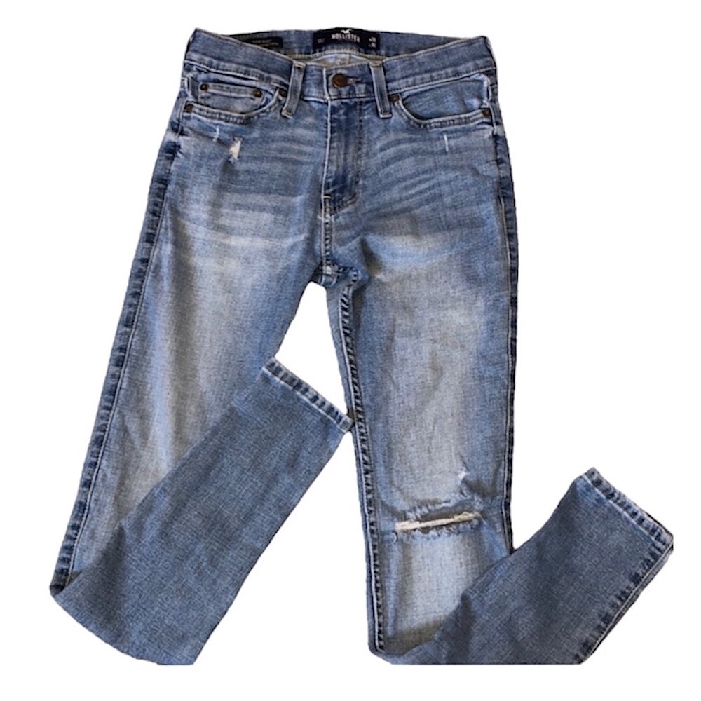 SOLD! Hollister skinny jeans